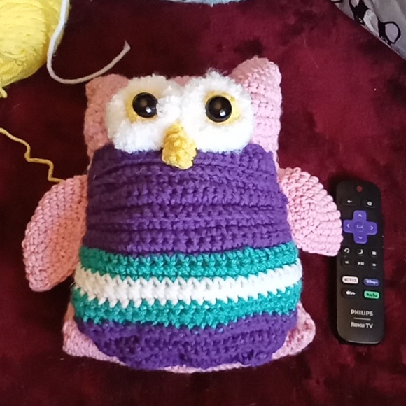 Crochet Owl Cuddly Stuffed Animal bird accent pillow Snuggly - Picture 4 of 4